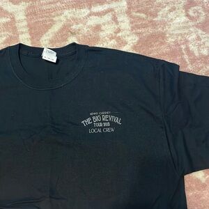Kenny Chesney tour crew shirt